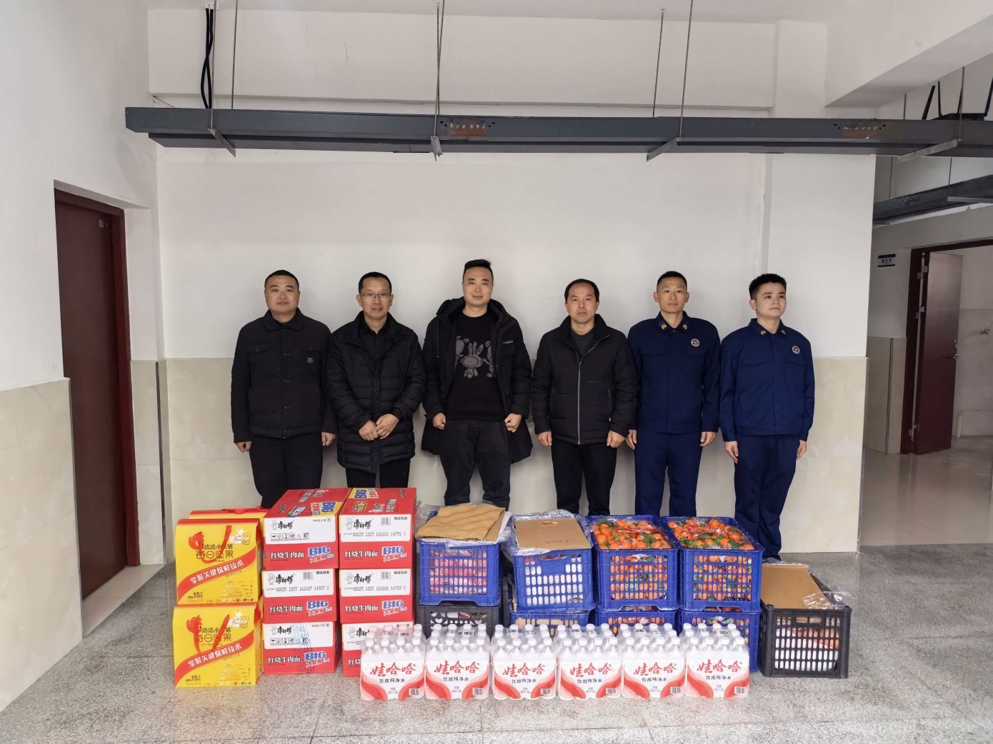 情暖“火焰蓝”慰问暖人心--我司开展春节前消防慰问活动
